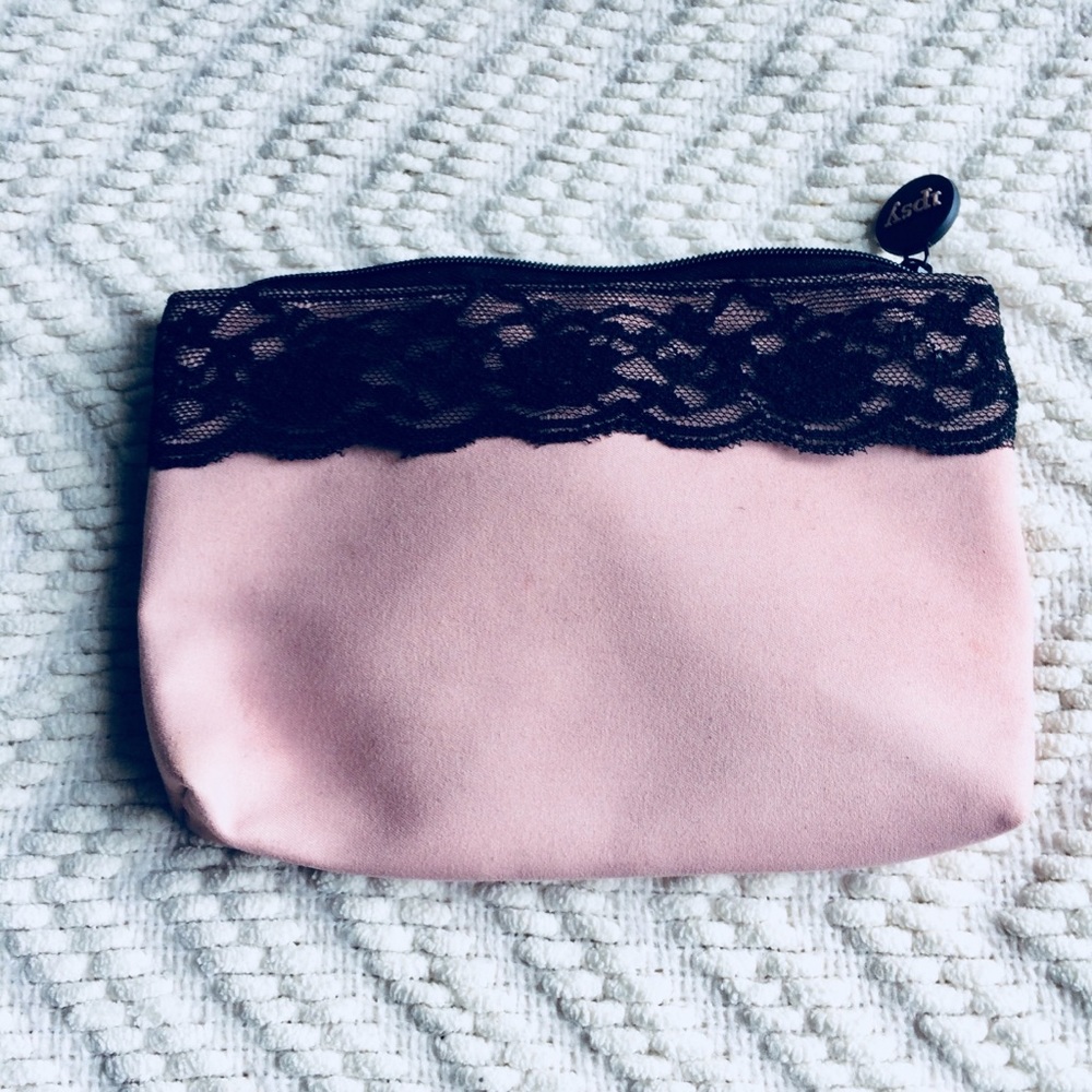 Bundle 2 for $6! Lace Ipsy Makeup Bag